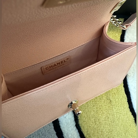 Chanel Boy Bag Small Chevron Caviar Like New - Picture 13 of 16